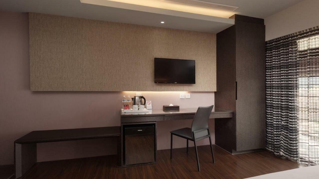 Fine Hotel Kaohsiung Extérieur photo